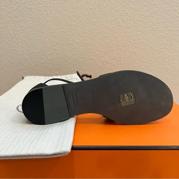NEW Hermes Santorini Sandals - Picture 7 of 8